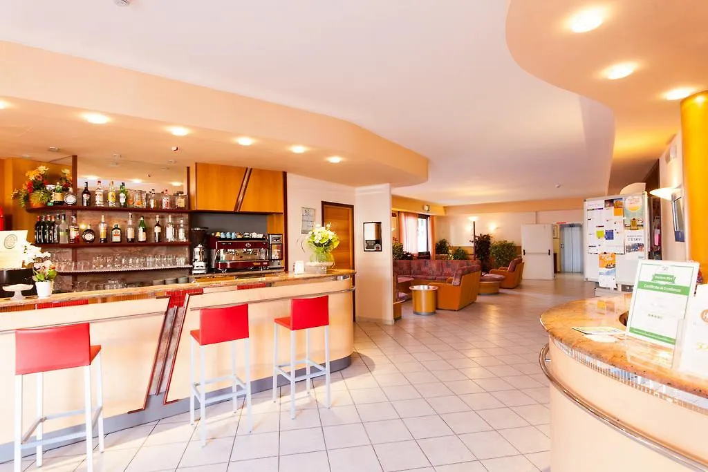 Hotel Gabry Червия 3*,  Италия